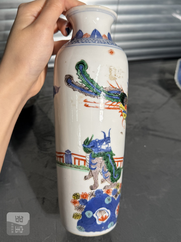 清光绪青花五彩麟凤呈祥纹小筒瓶 - 图2